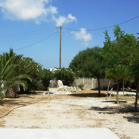 别墅 Homey Naxos City